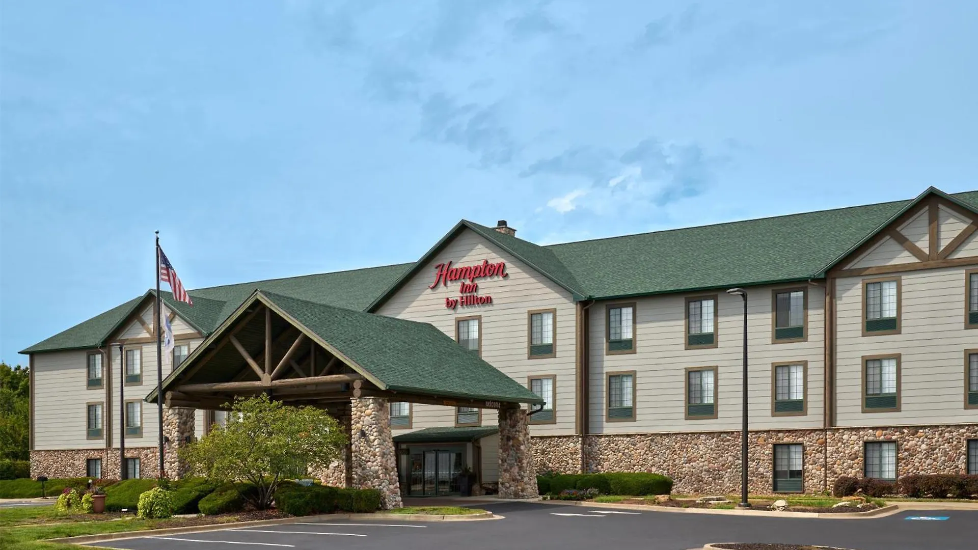 4 Three-Star Hotels Near Grinter Place Museum That Deliver