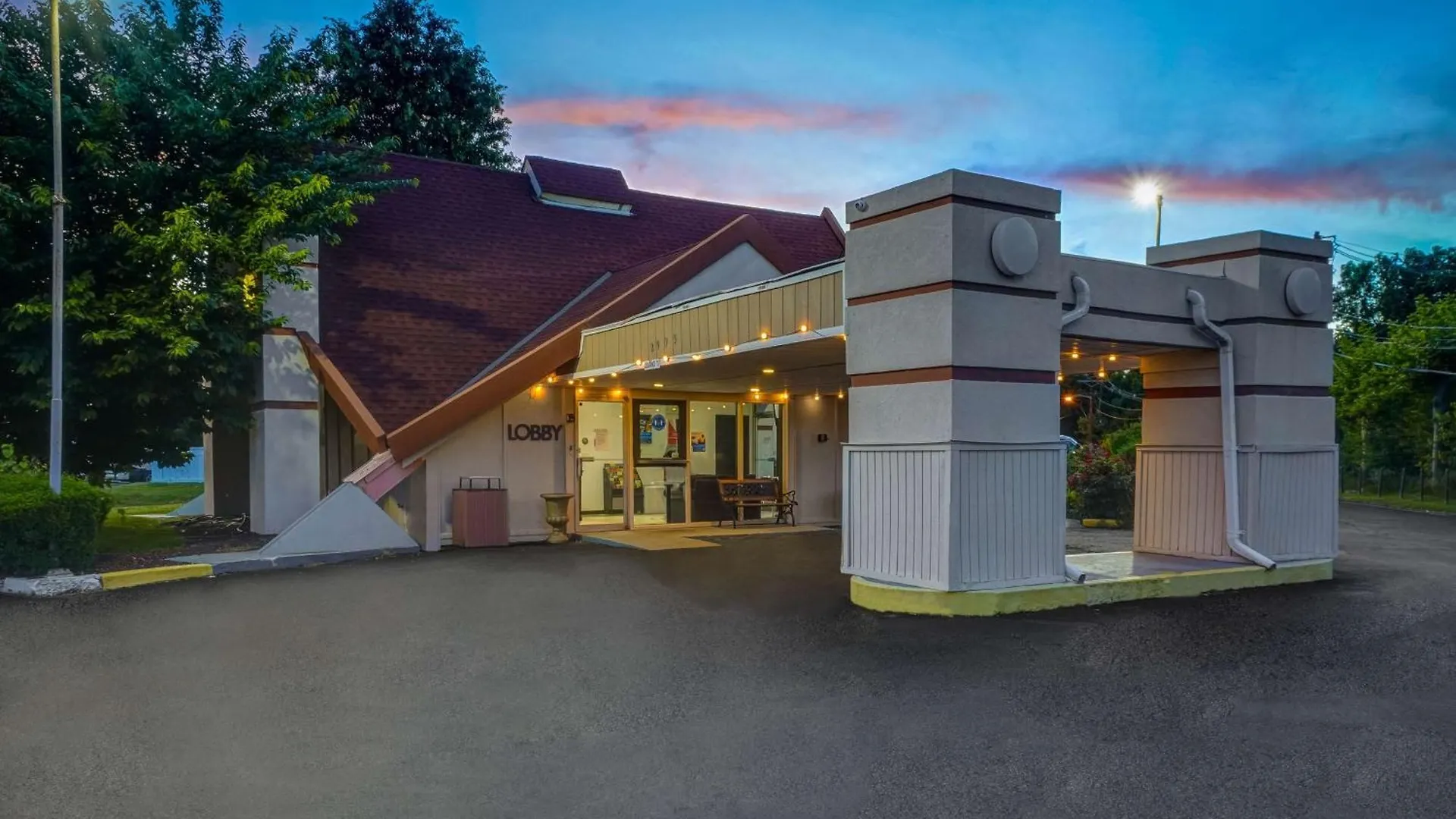 4 Four-Star Hotels In New York Metro Area Worth Booking