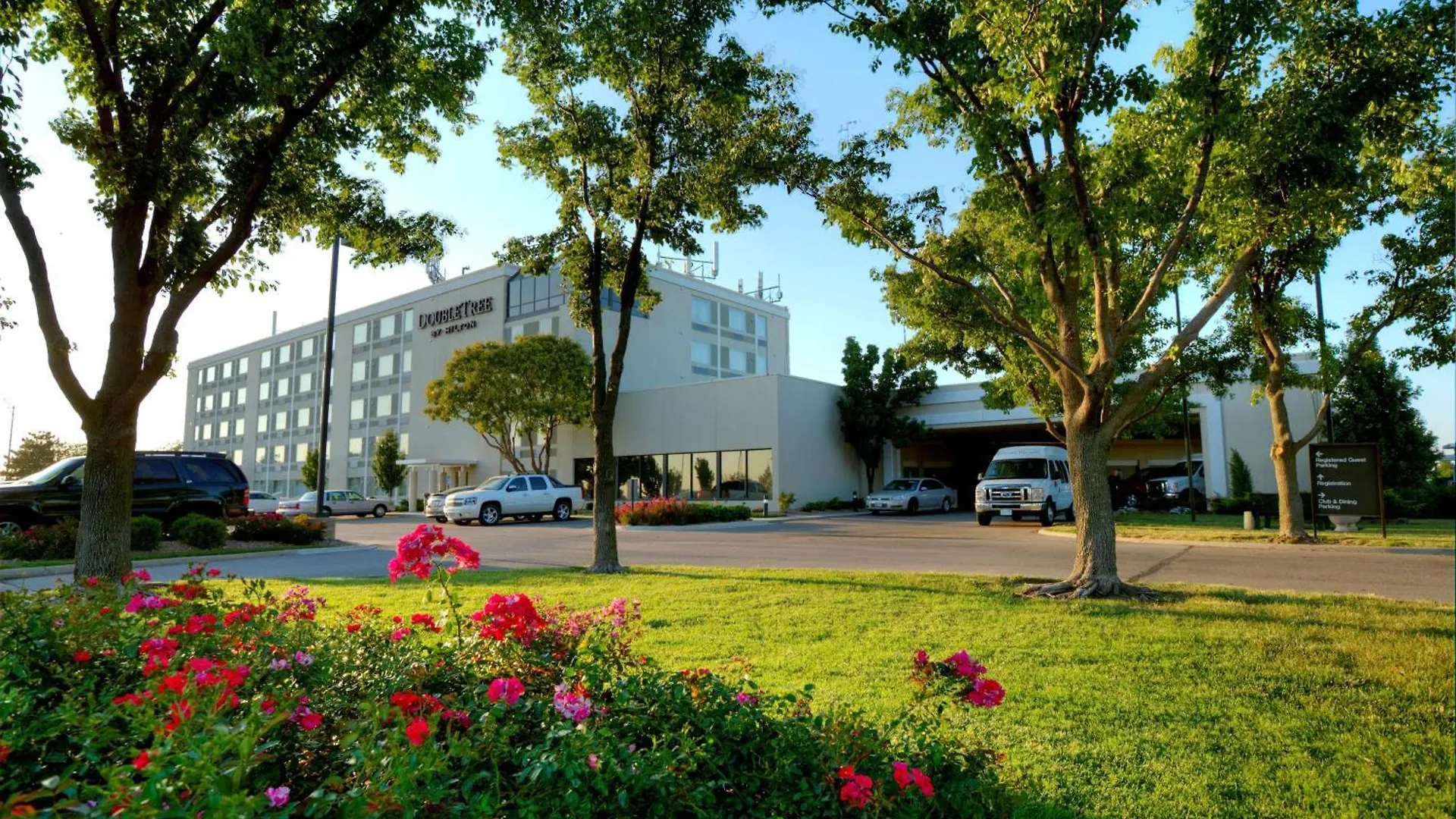 5 Top-Rated DoubleTree by Hilton Hotels in the Midwest