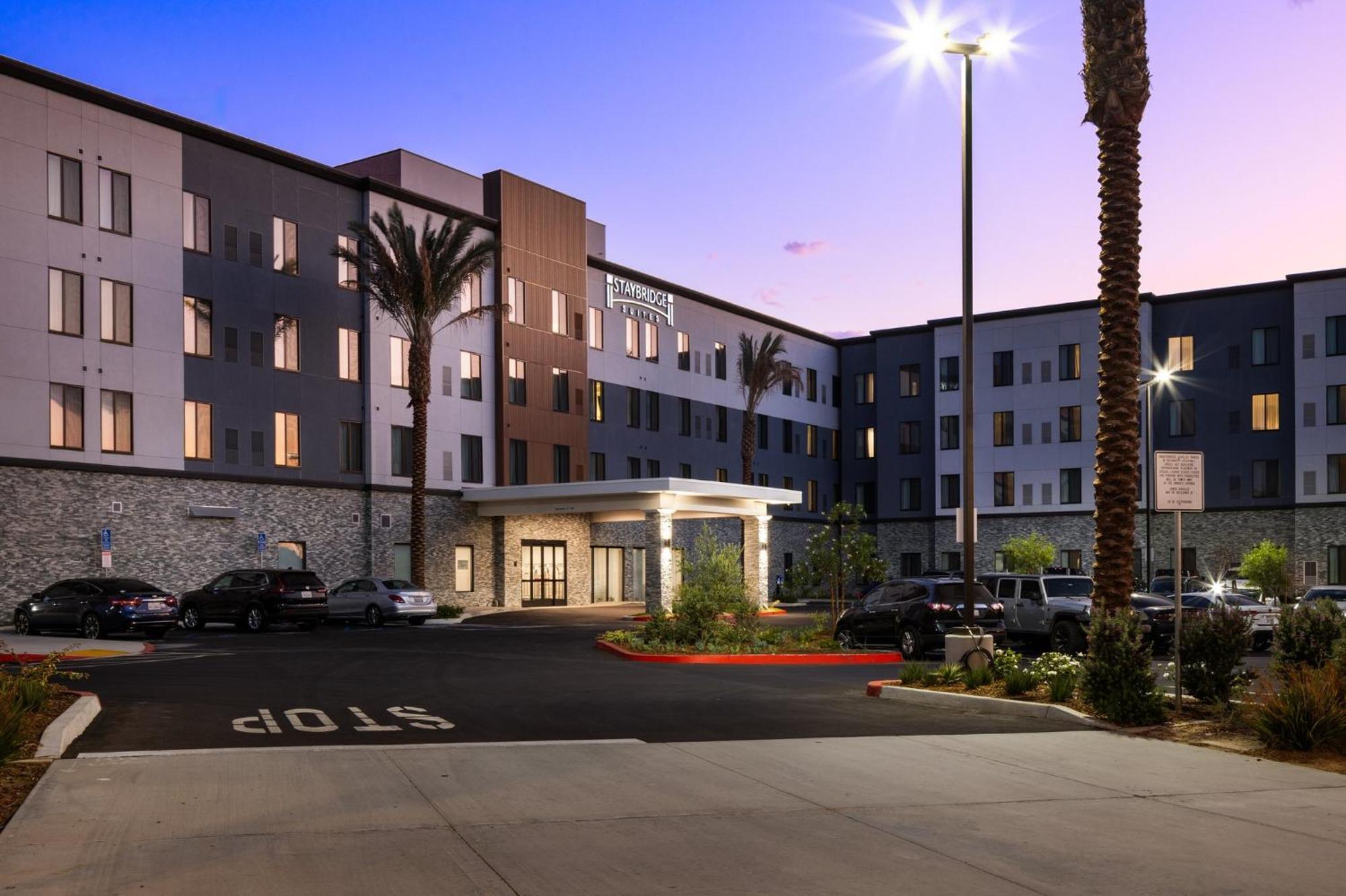 Where to Stay Near Pedley Square: 4 Business Hotels Reviewed